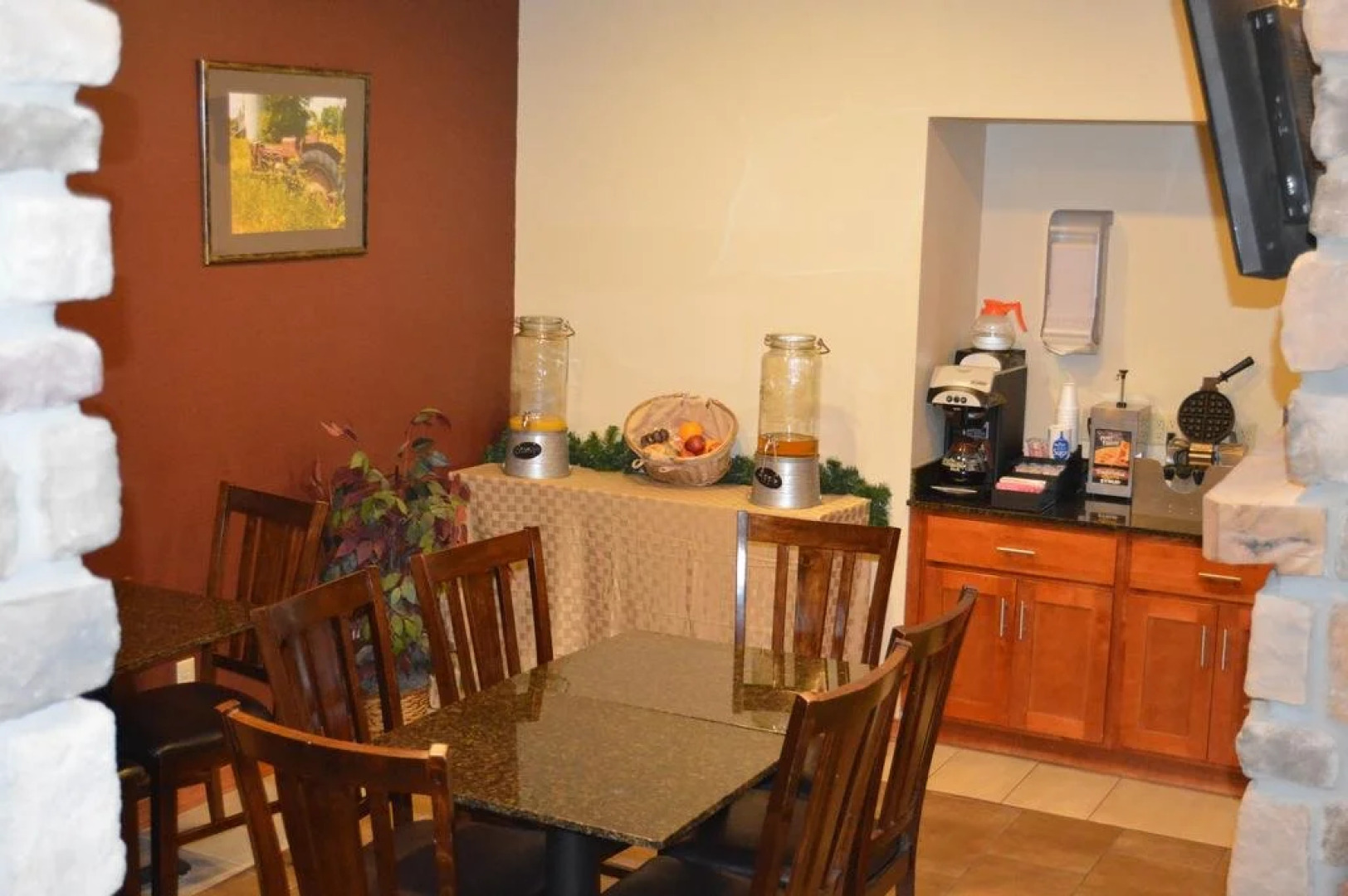 Crystal Springs Inn and Suites