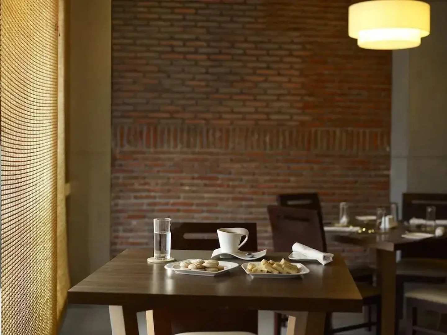 Grey Suit Kakkavakkam