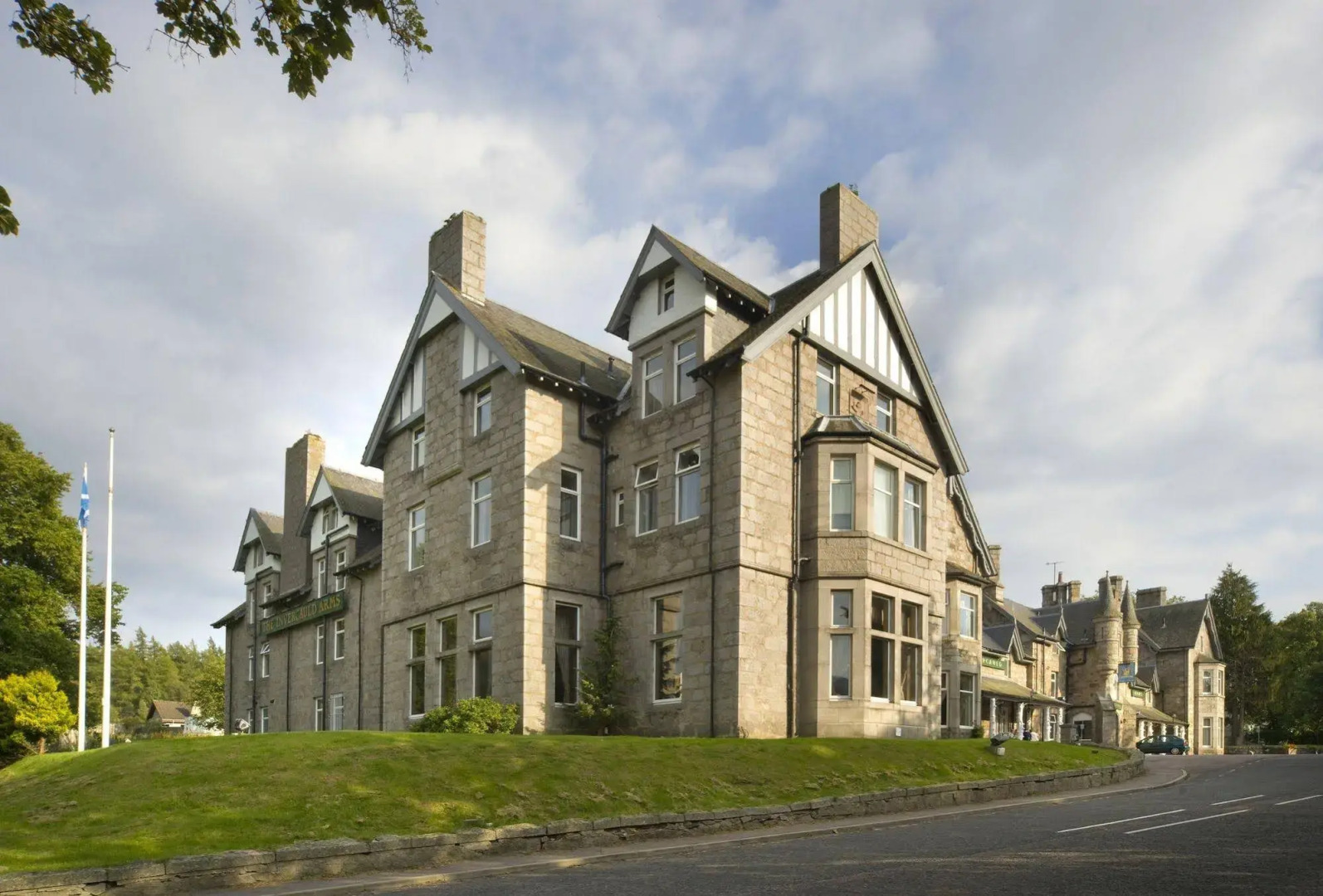 The Invercauld Arms Hotel