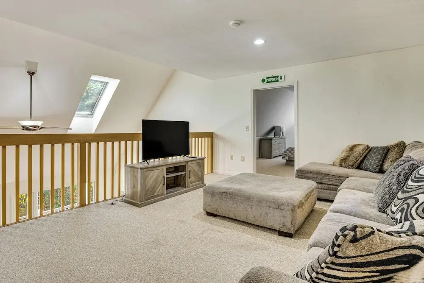 2 Mi to Winnipesaukee Shores: Gunstock Retreat