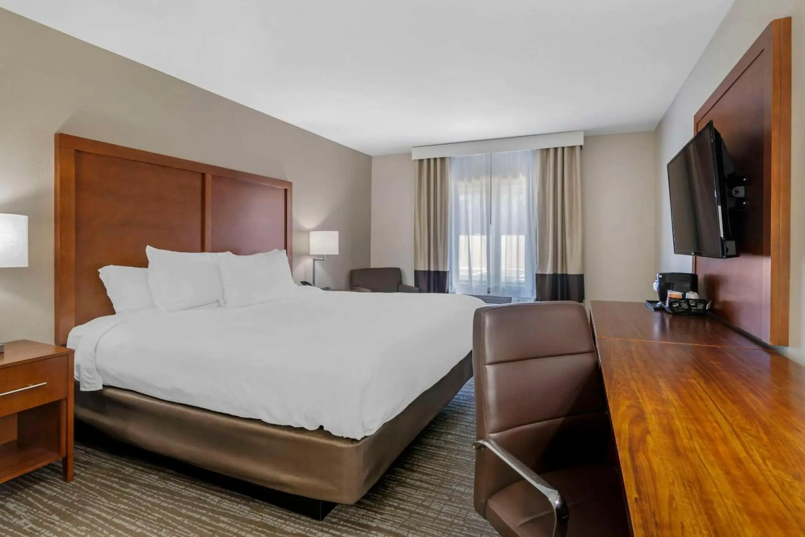 Comfort Inn & Suites