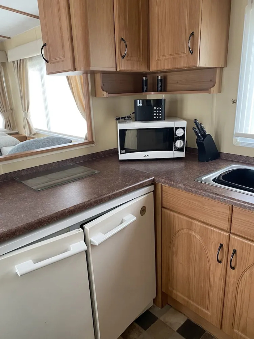 Stunning 2 Bedroom Static Caravan set in 60 Acres