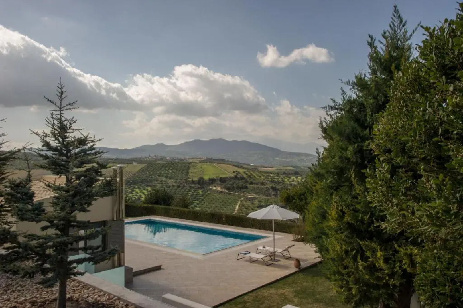 Aurora Elegant Residence