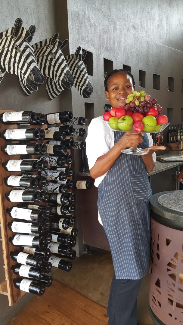 Rhino Ridge Safari Lodge