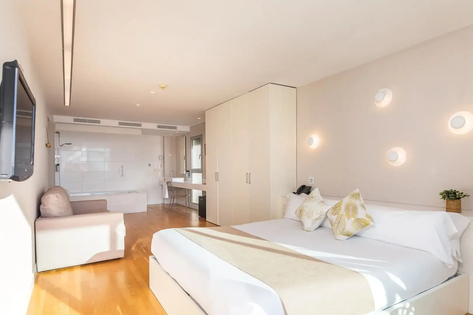 Meraki Beach Hotel - Adults Only