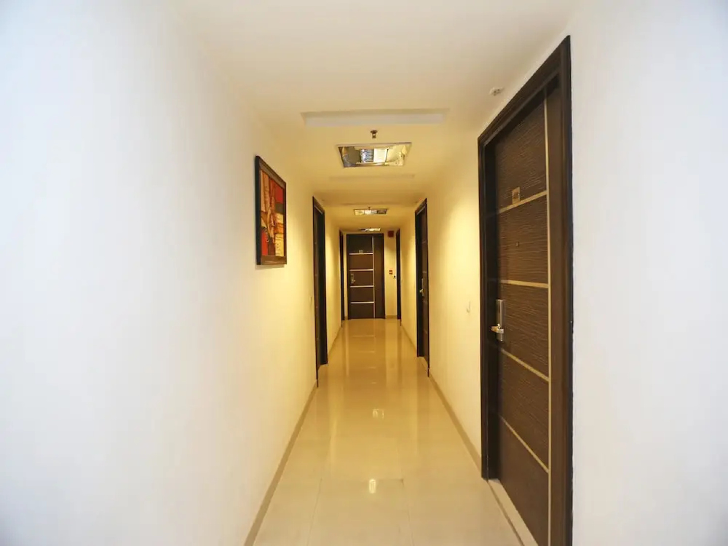OYO 16004 Le Crescent