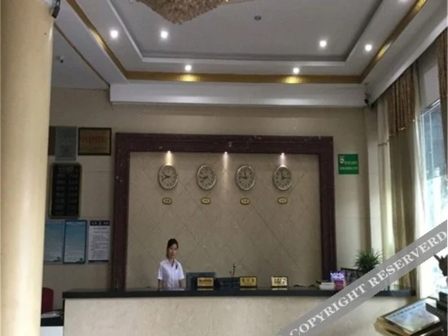 Yunlong Hotel