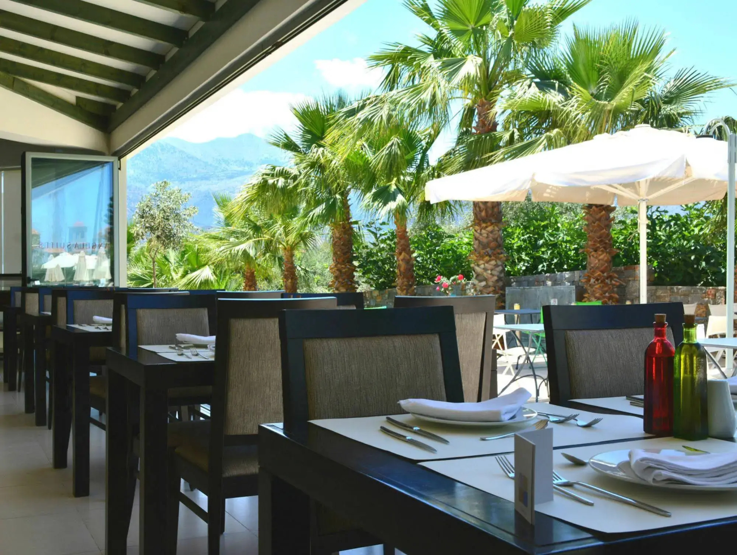 Angela Suites Boutique Hotel