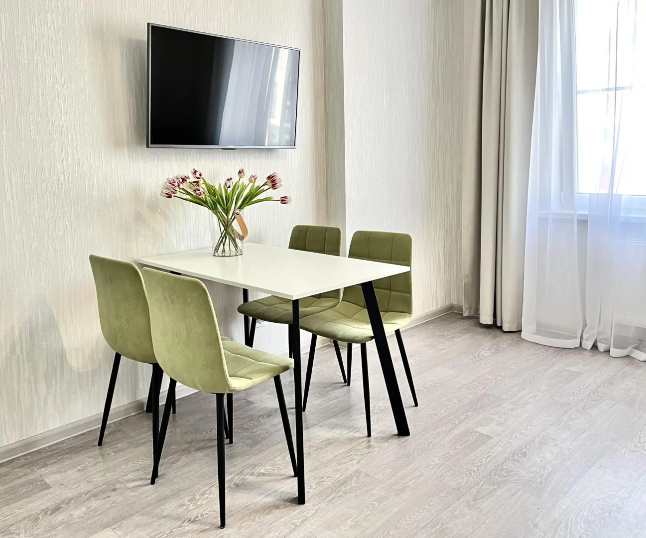 Премьер Апарт на Сапфирной 15