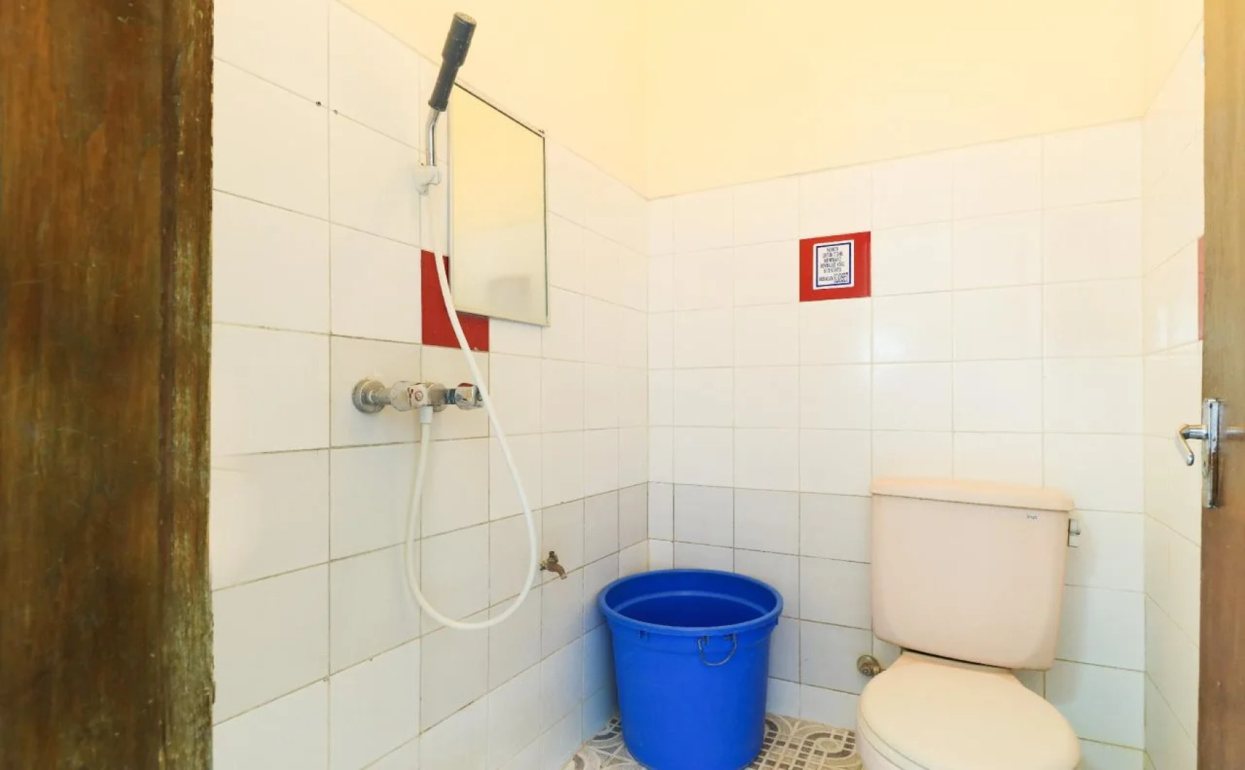 OYO 90132 Lie Mas Hotel