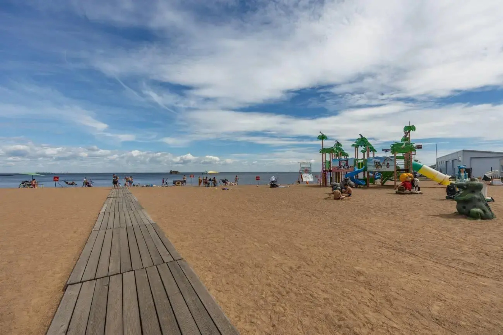 Апартаменты на аллее Тулонская 12