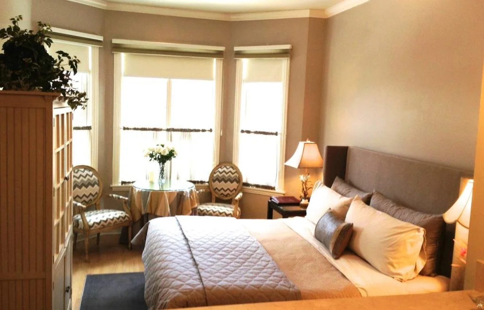 Harvey House Bed & Breakfast
