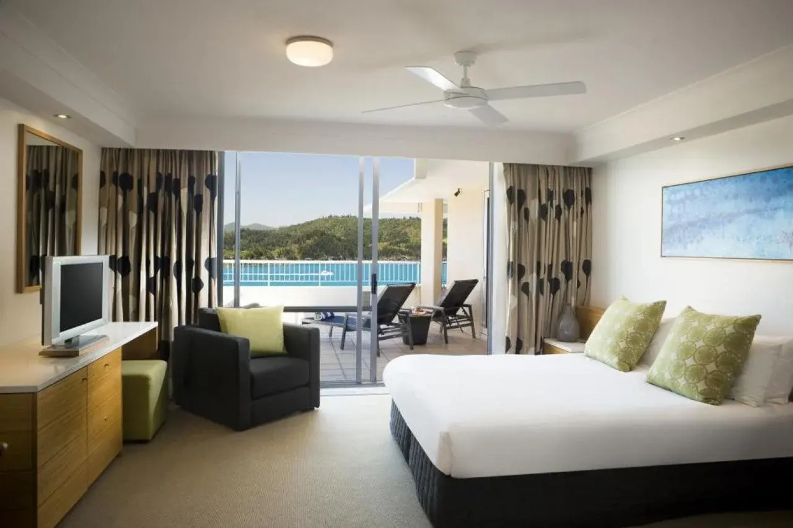 Reef View Hotel