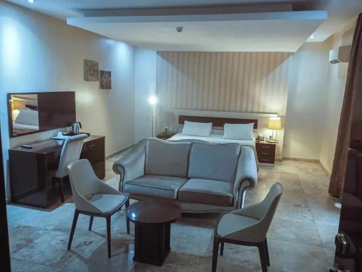 Fullmoon Hotels Owerri