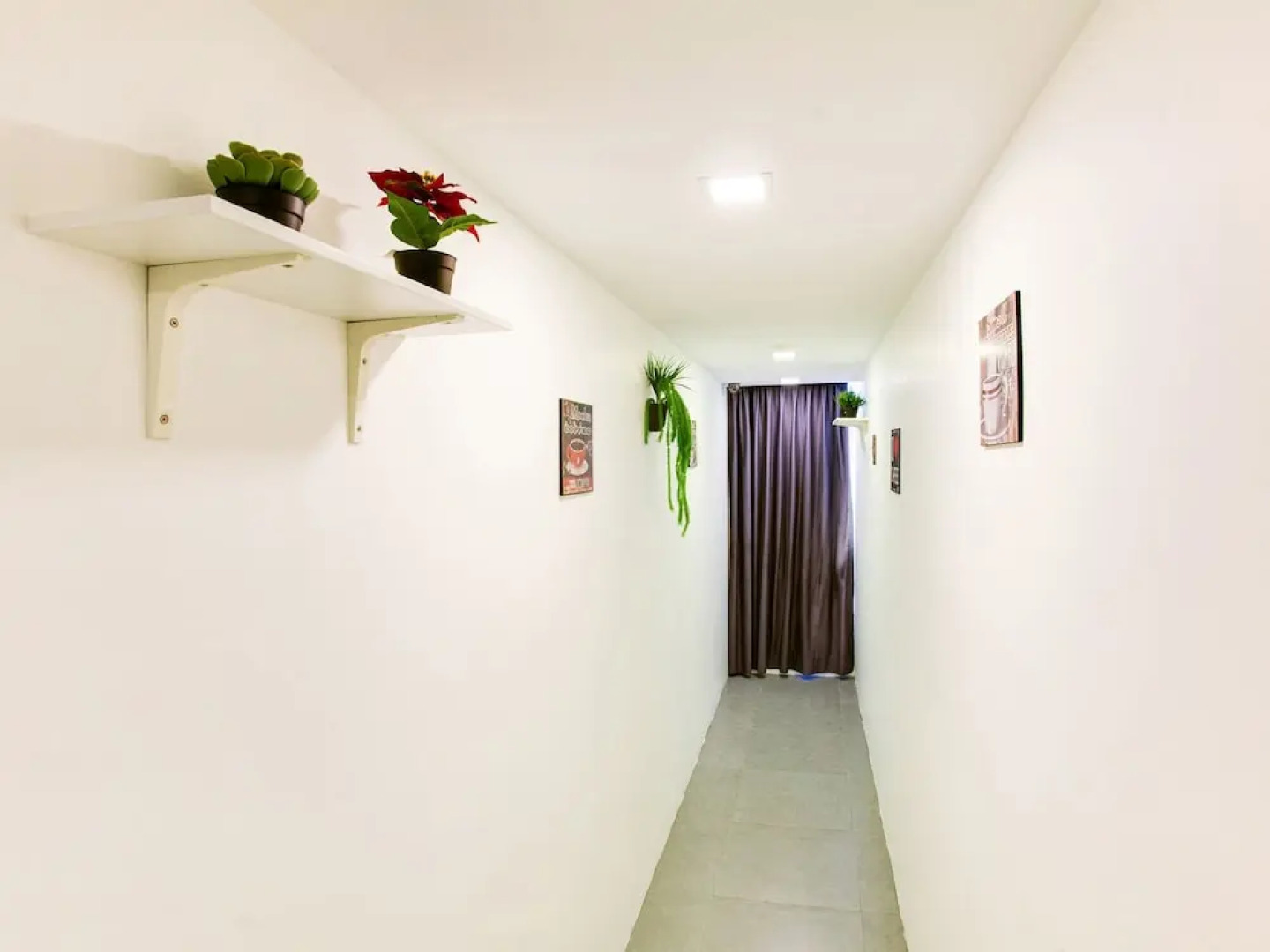 988 Hotel by OYO Rooms