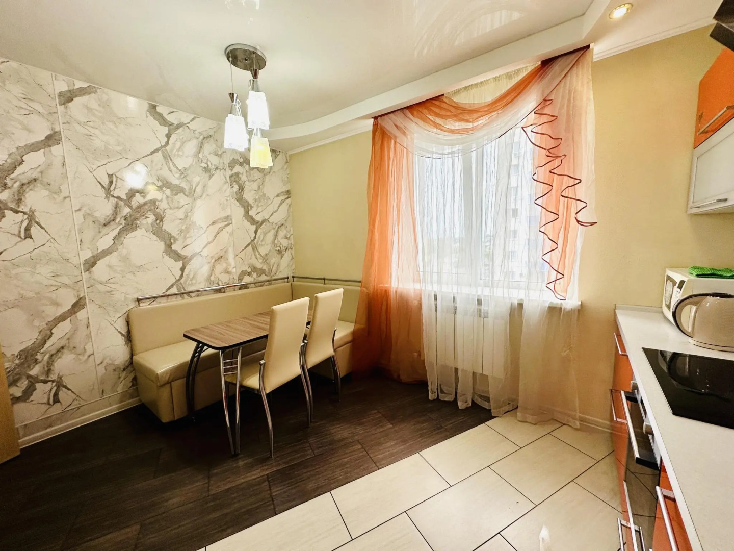 Апартаменты Флэтс-Лайн на  ул. Красноармейская, д. 100