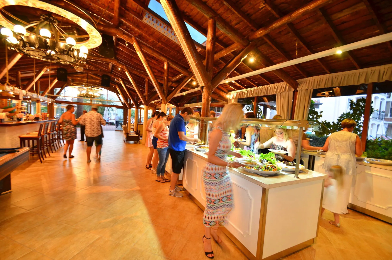 Sea Breeze Hotel & Apartments