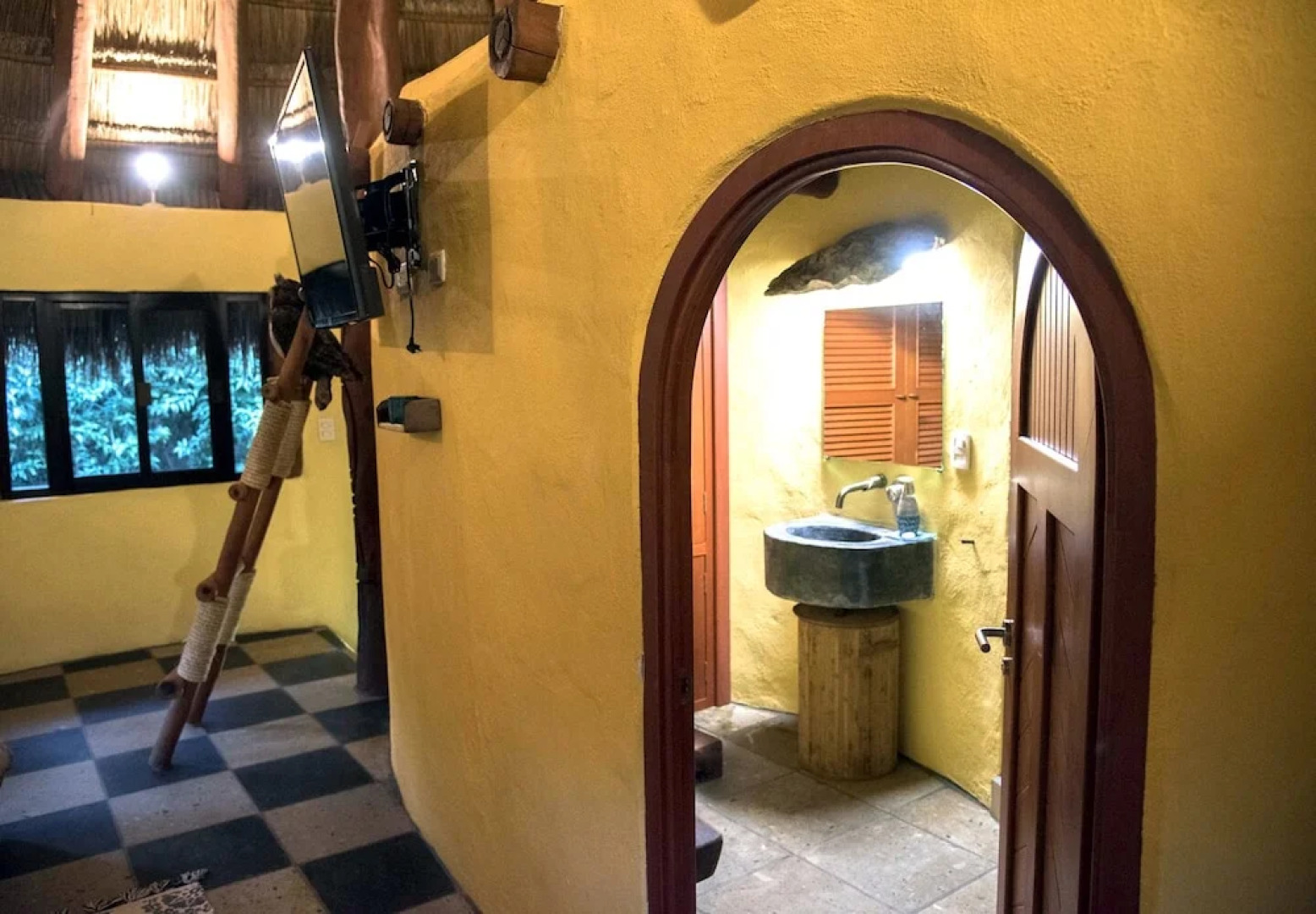 Raíces del Cielo Oasis Holístico