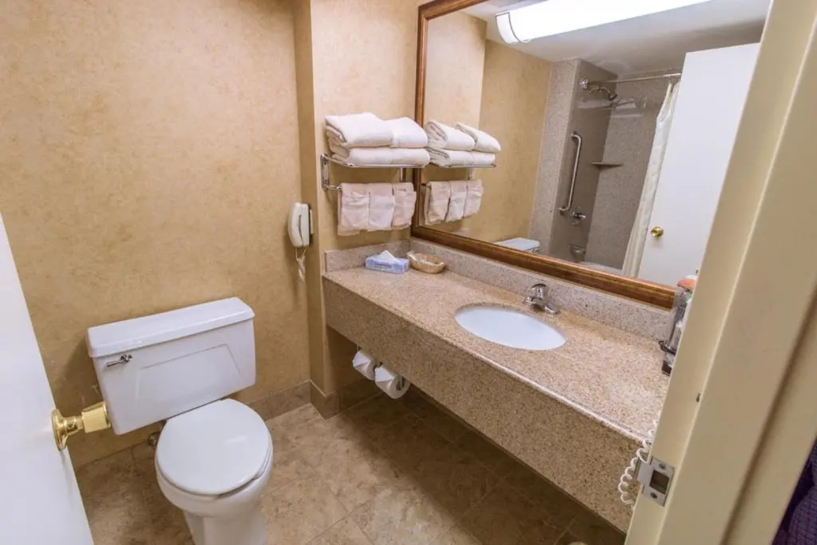 DoubleTree by Hilton Poughkeepsie Convention Center