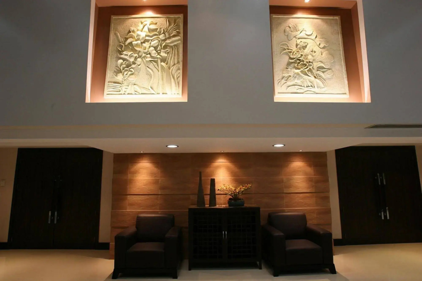 Tanza Oasis Hotel and Resort