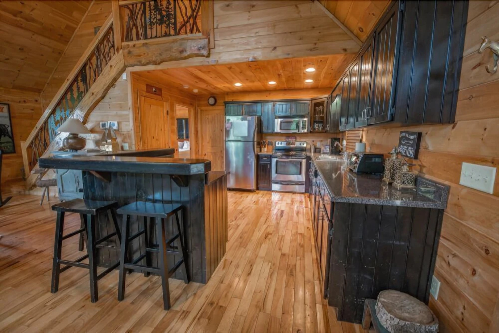 Wolf`s Den-minutes to Blue Ridge