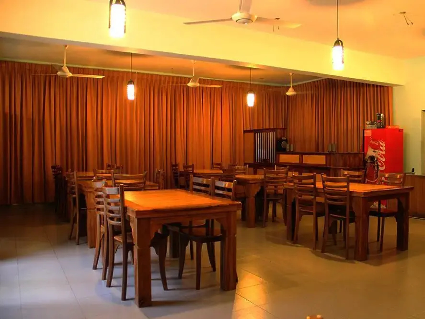 Red Dragon Hotel