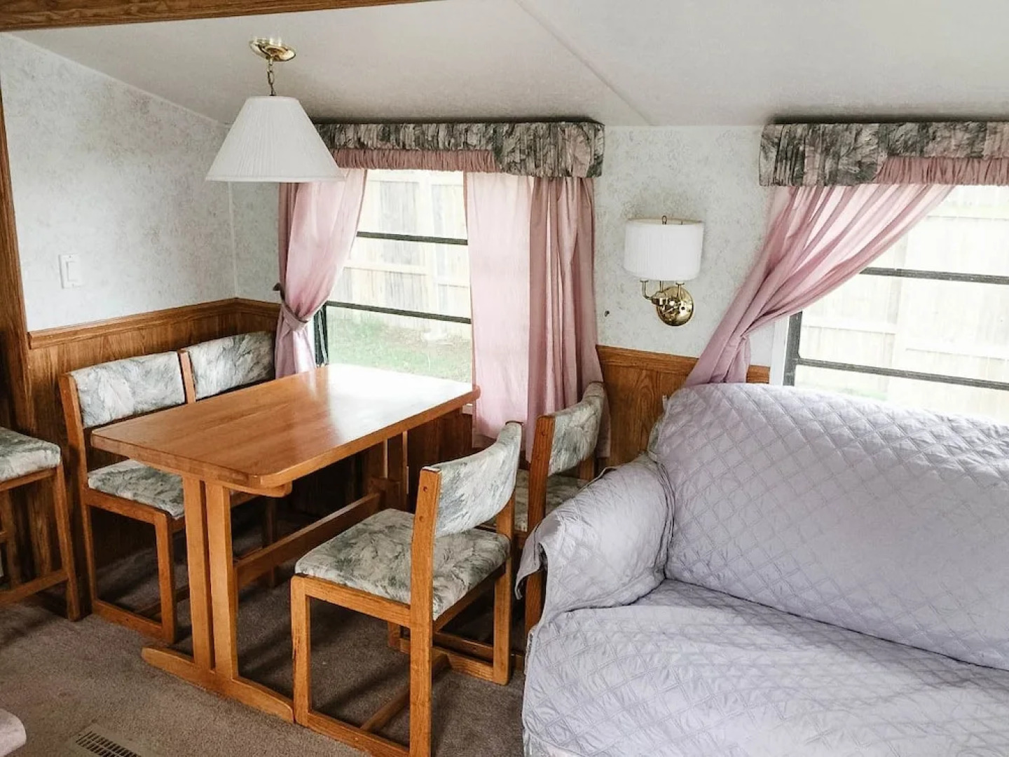 Cherry Lane Campground & Cottages