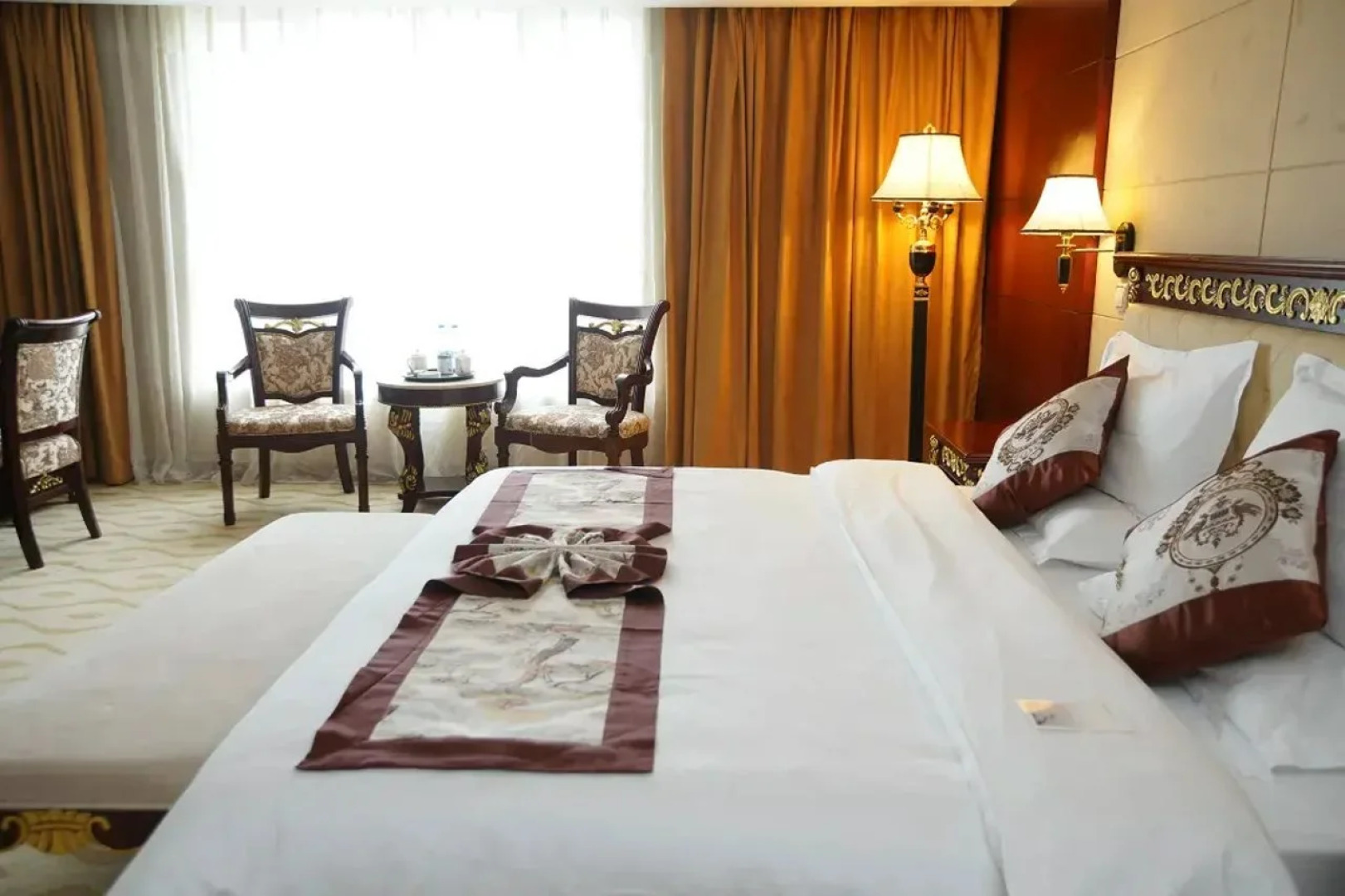 Dianneng International Hotel