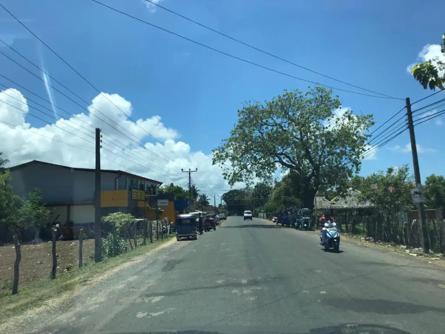 Araliya OceanFront Condos Nilaveli