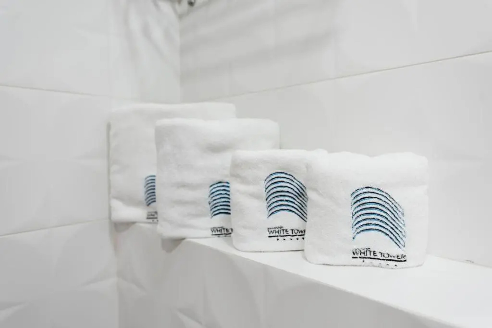 White Tower Mamaia Apartament Privat 503