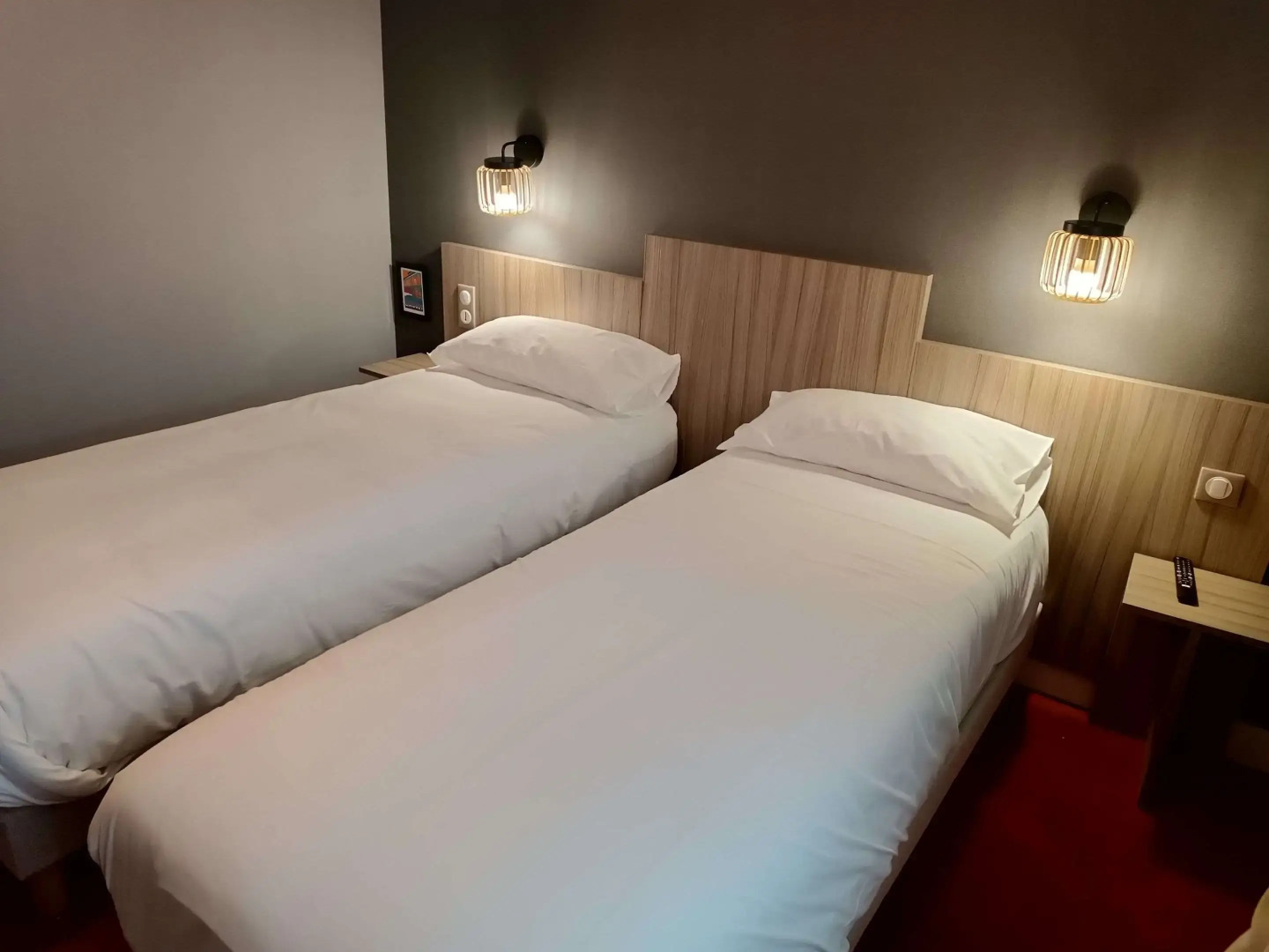 Contact Hôtel des Deux Moulins Limoges - Proche de la gare