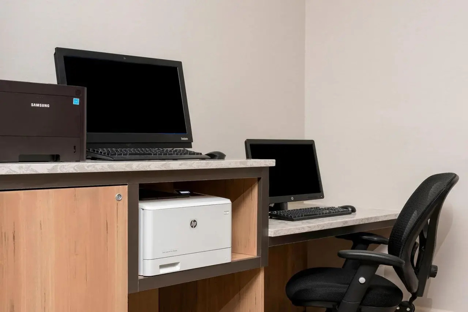 Sonesta Hotel Grand Rapids Airport