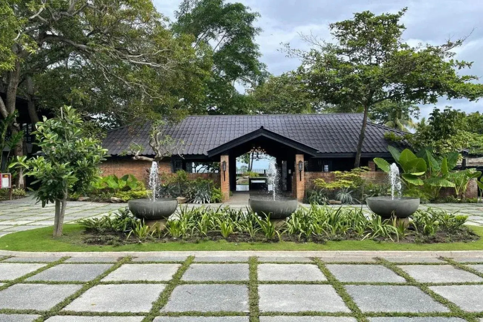 The Henry Resort Dumaguete