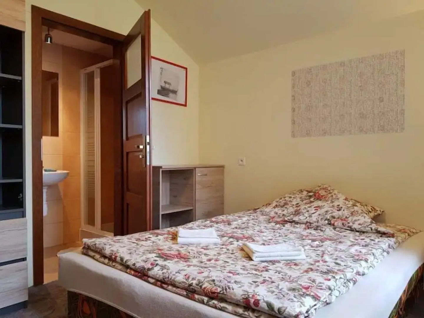 SEUL WILLA  Guest house n Restaurant