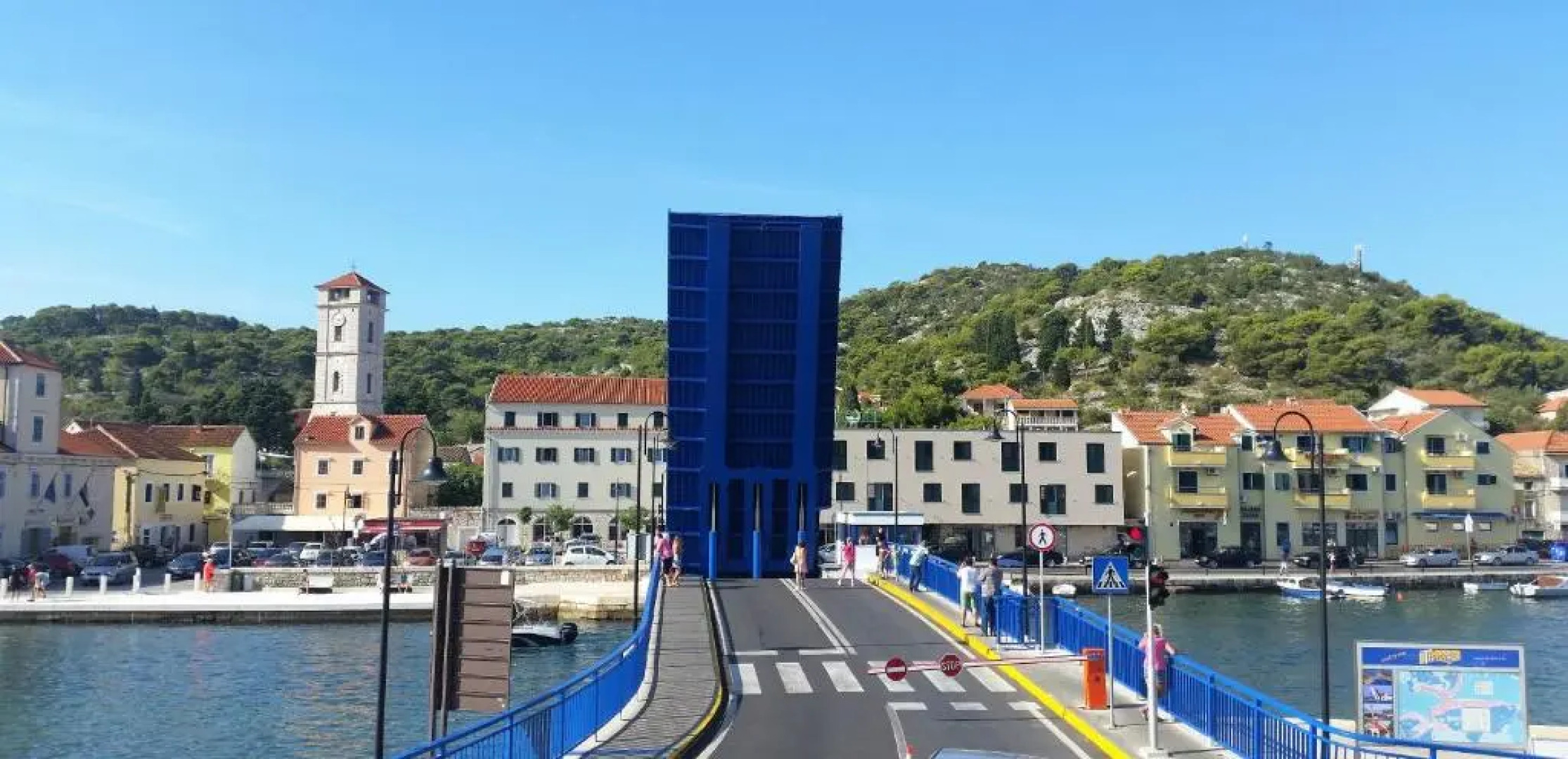 Apartments Valentina Tisno