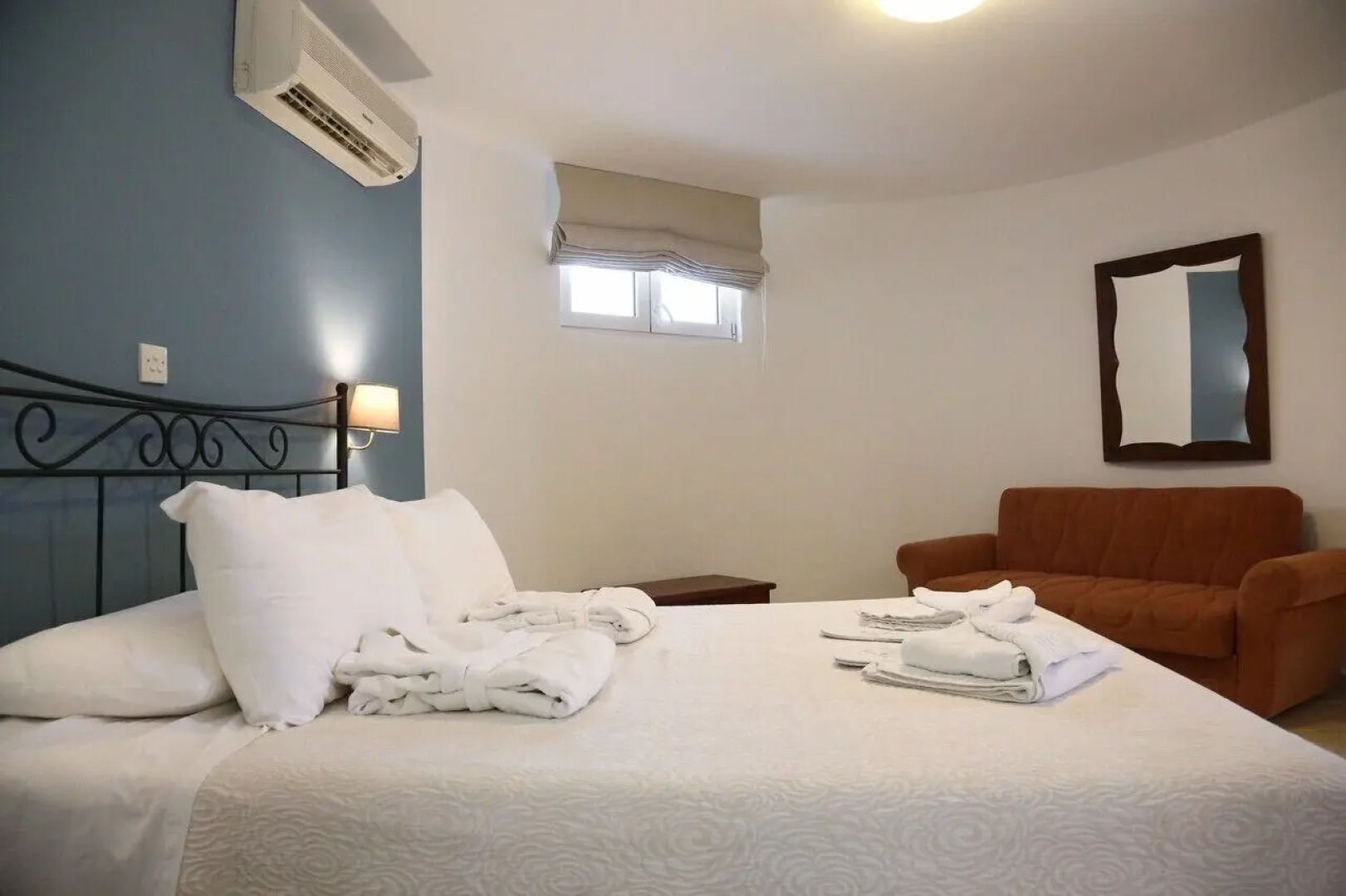 Sunrise Beach Suites