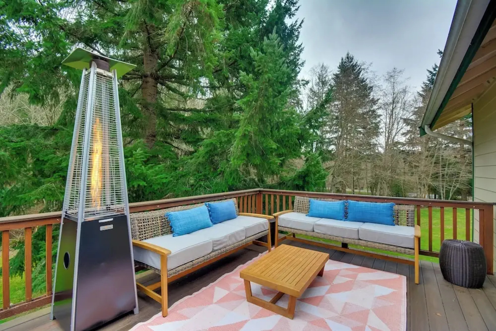 Central 4-acre Cottage w/ Deck: Walk to Bay!