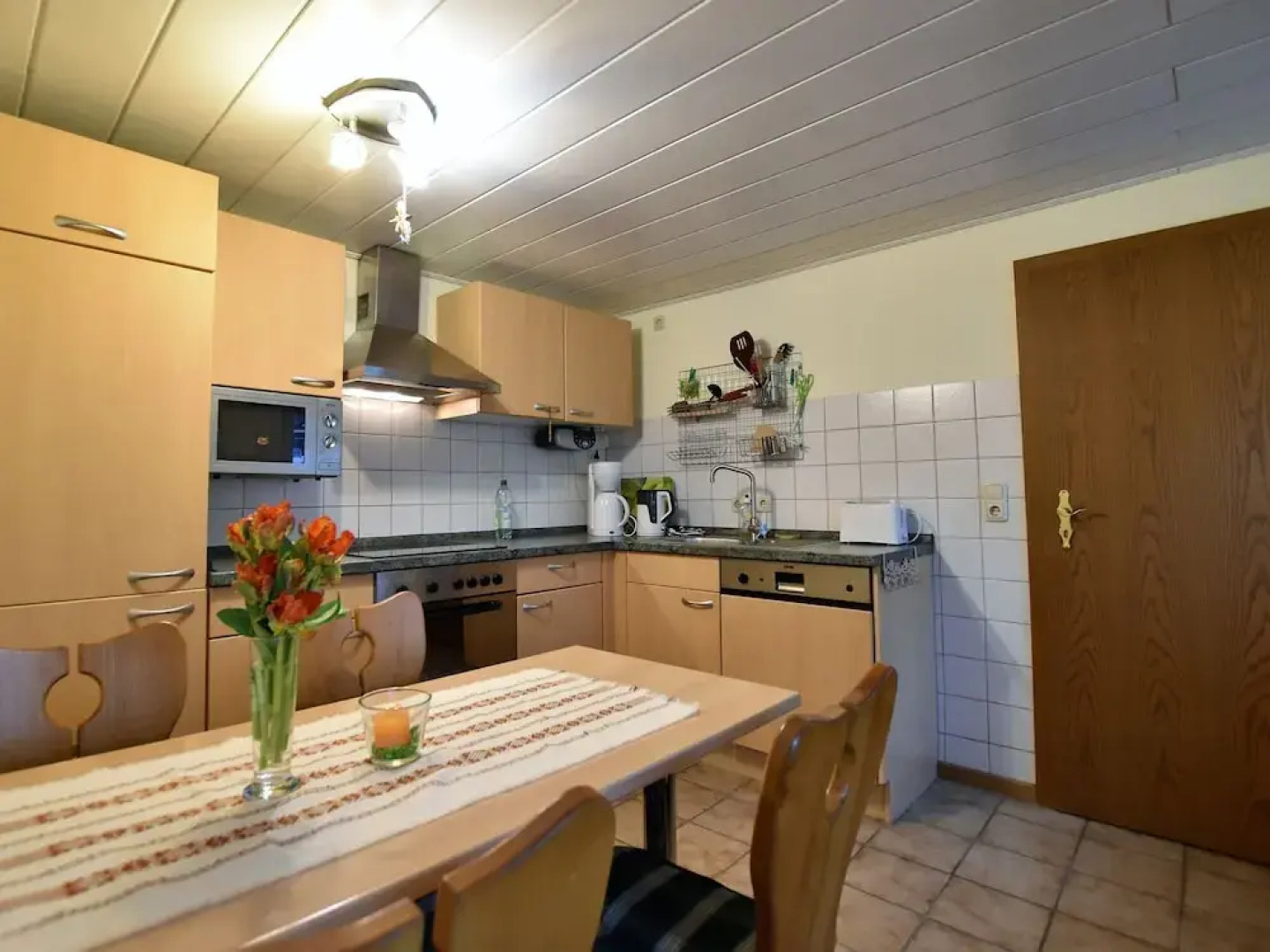 Quaint Apartment in Grevesmuhlen near Lake