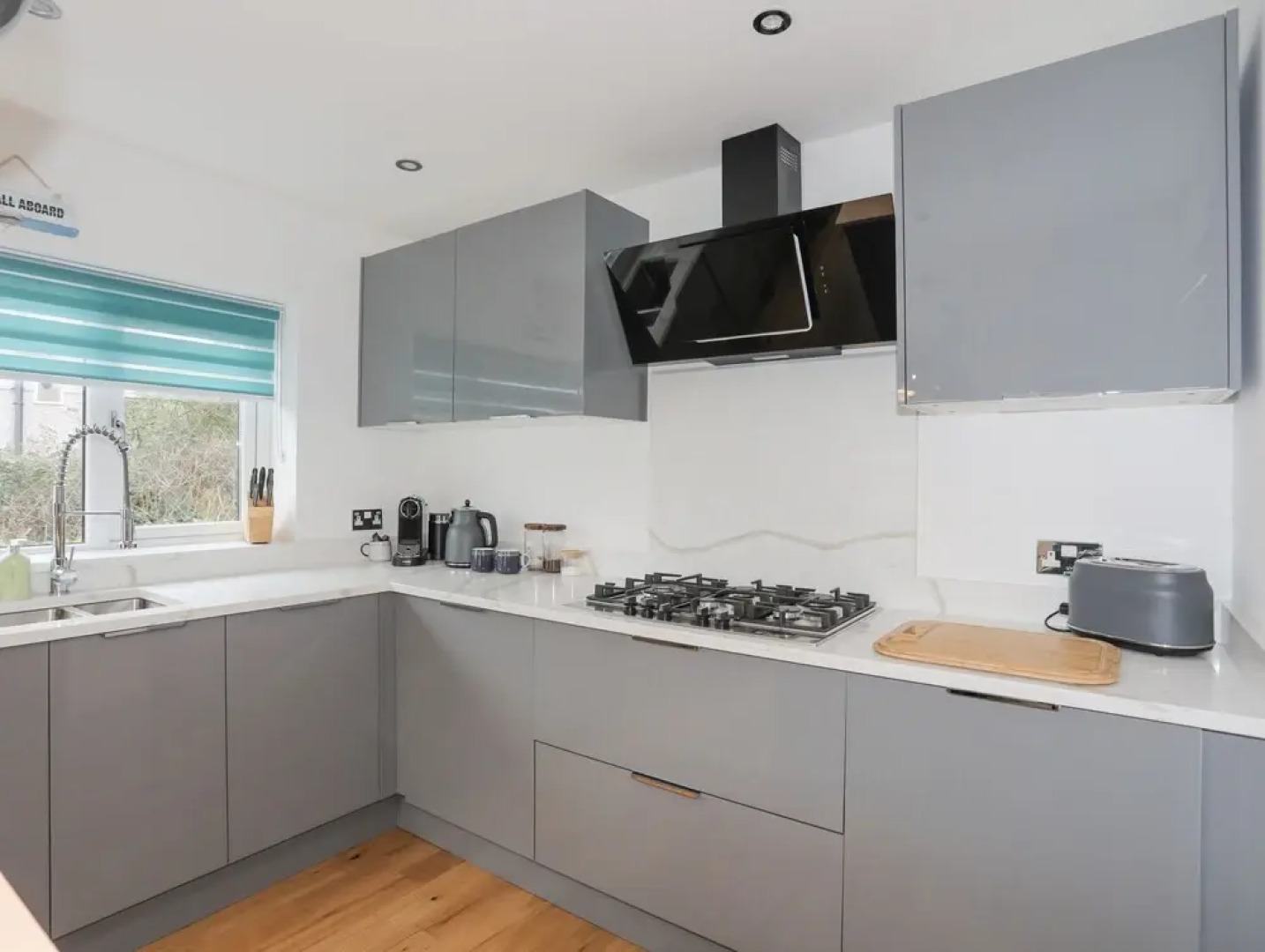 Clydfan, No 1 Trearddur Road