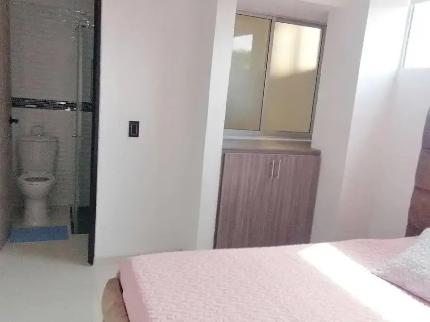 Apartamento de lujo , con linda vista, cuarto piso