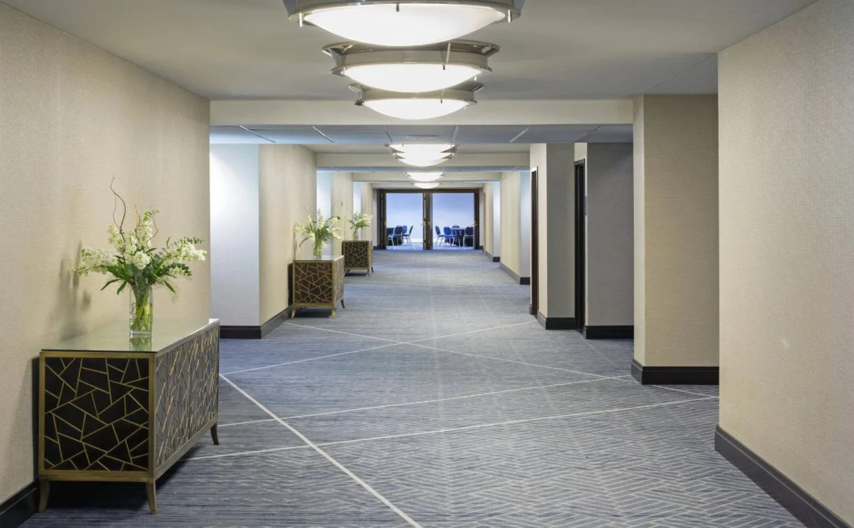 Sheraton Norfolk Waterside Hotel