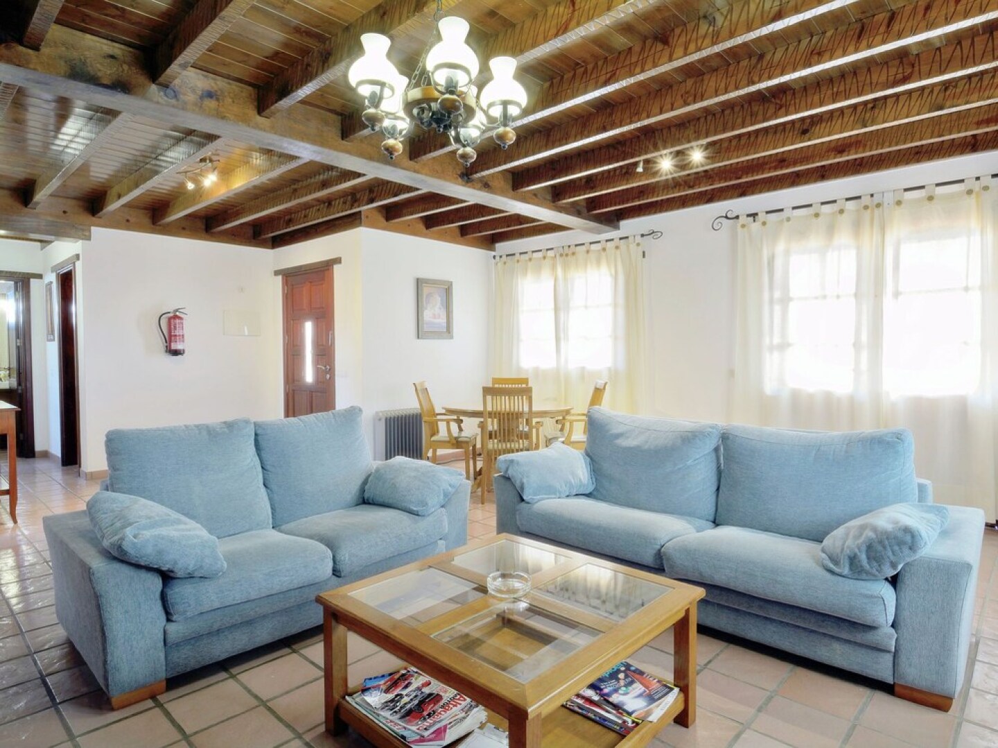 Spacious Villa in San Bartolomé With Swimming Pool