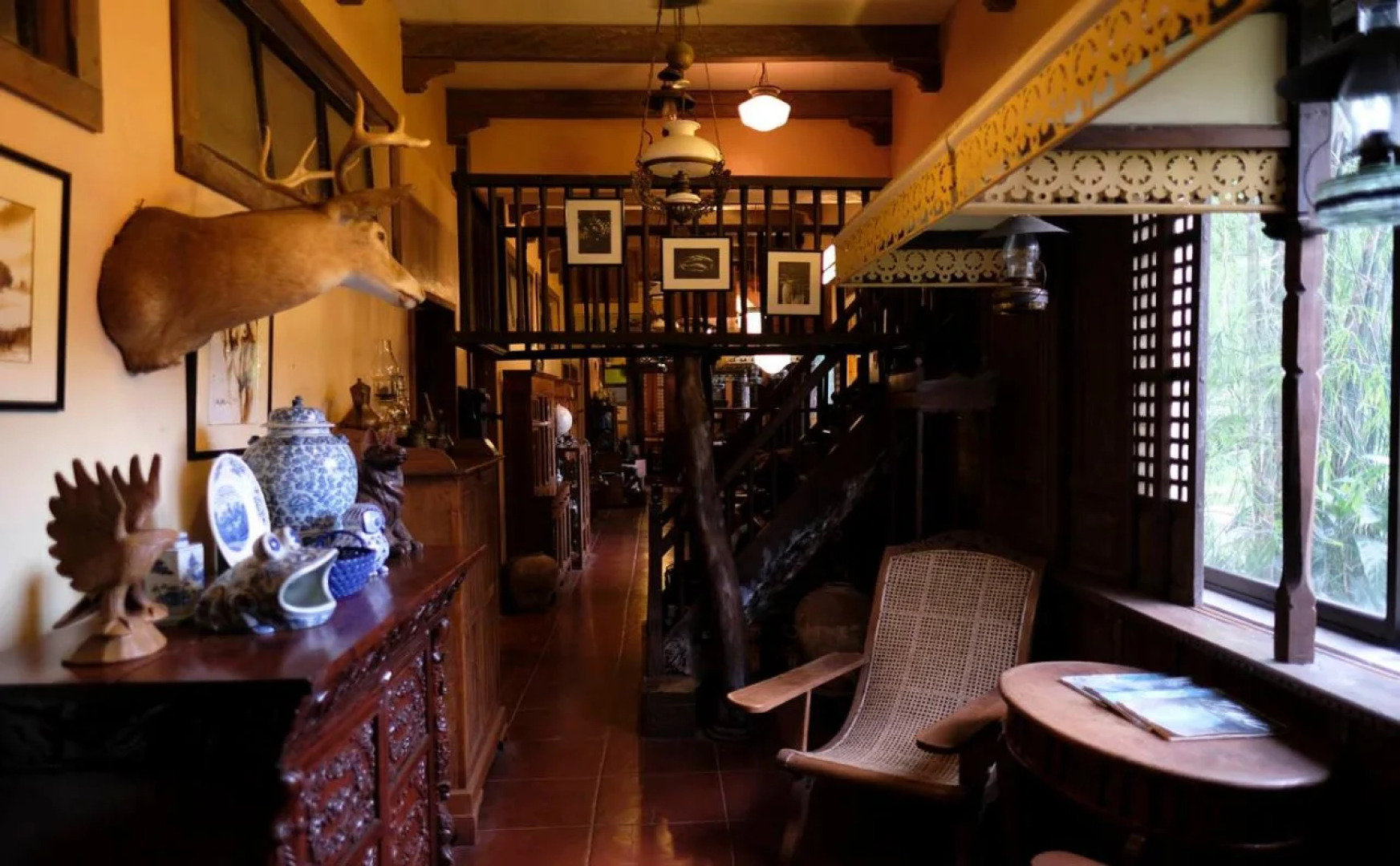 Sulyap Bed & Breakfast – Casa de Alitagtag Boutique Hotel