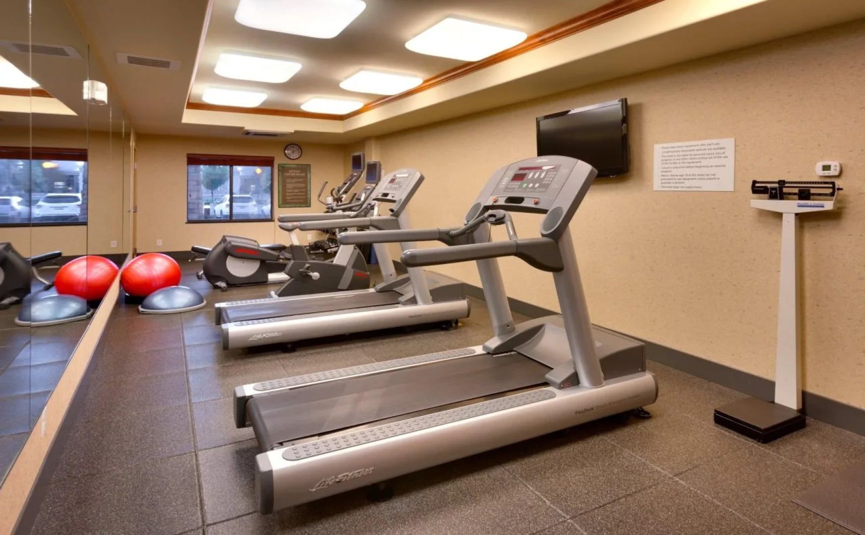 Holiday Inn Express & Suites Grand Junction by IHG