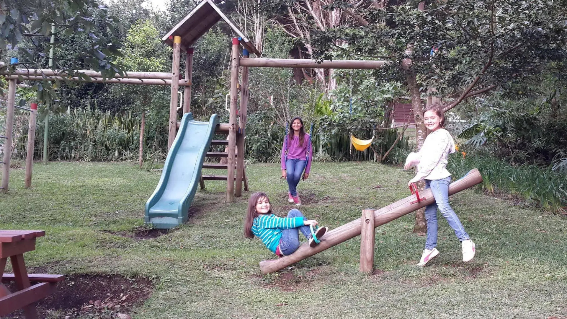 Los Pinos Cabanas y Jardines