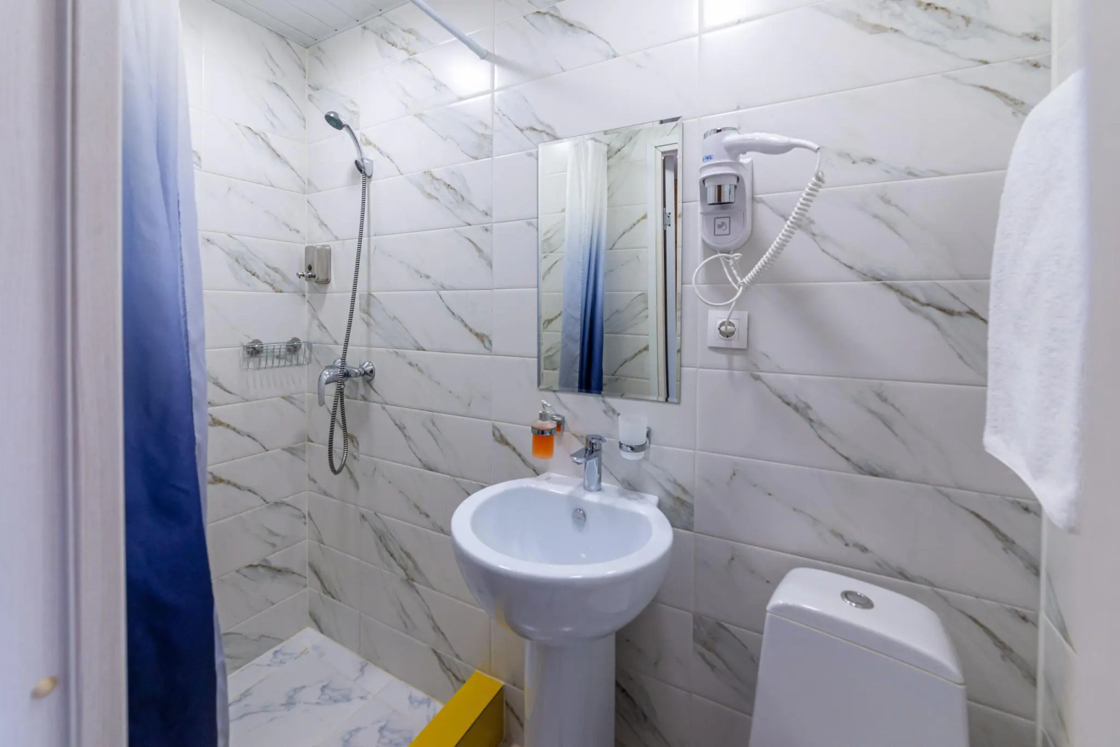 Samsonov на Гончарной (Самсонов)