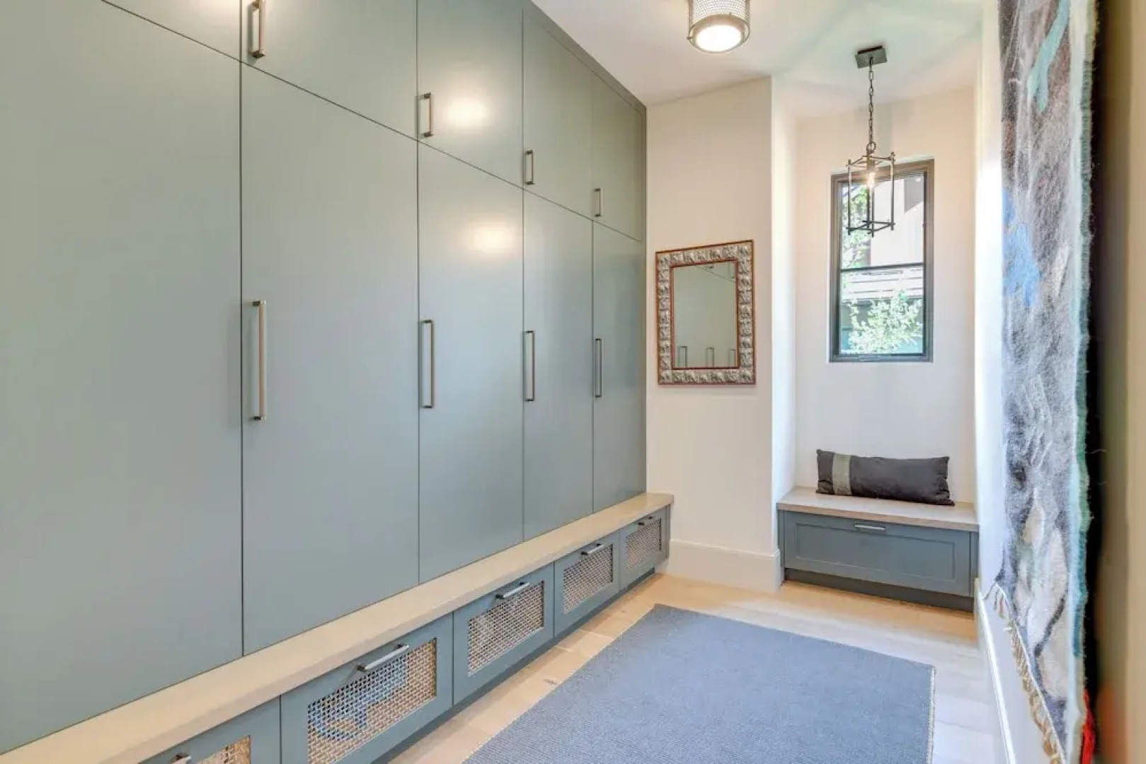 Luxury Alpine Home w/ Hot Tub: 1 Mi to Sun Valley!