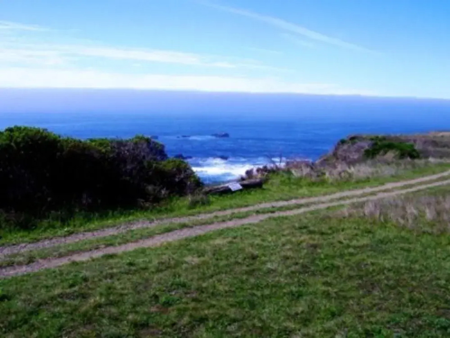 Seafront 3 Br home by RedAwning