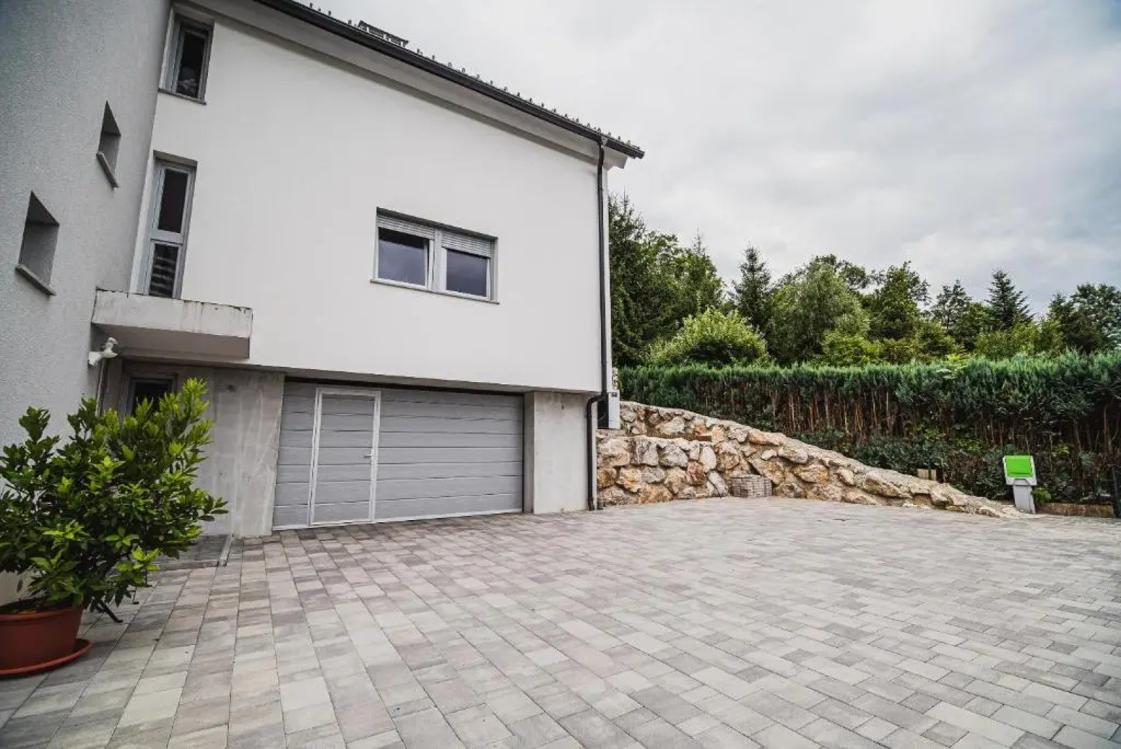 Apartments Rozalija