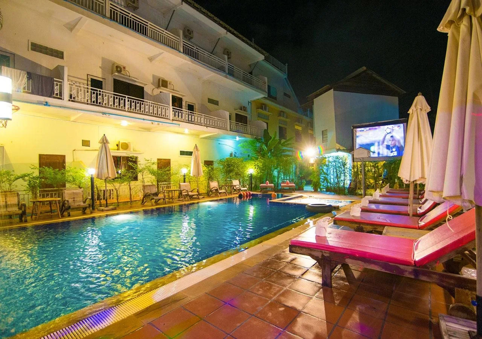 Blossoming Romduol Boutique - Hostel